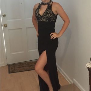 Black prom dress